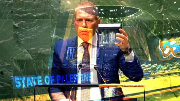 Israel tritura la carta de la ONU en la Asamblea General que concedió más derechos a Palestina