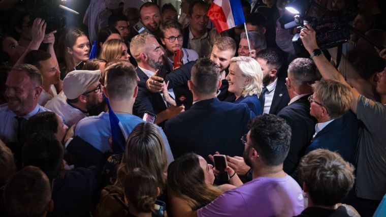Fúster: 'El pueblo francés ha demostrado que quiere cambiar el rumbo'