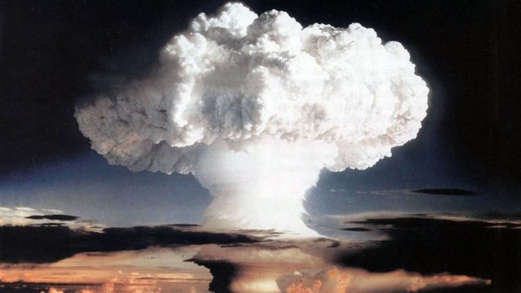 Gobierno de EEUU. Ensayo nuclear realizado por Estados Unidos en Enewetak, un atolón de las Islas Marshall, el 1 de noviembre de 1952.