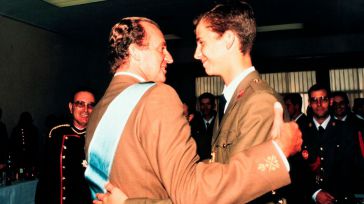 Felipe VI renuncia a la herencia de su padre y le retira la asignación