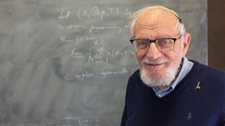 El profesor israelí Hillel Furstenberg ganador del Nobel de... matemáticas