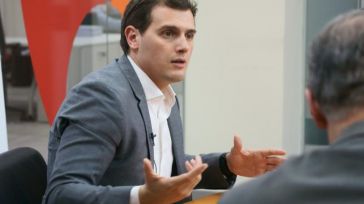 Albert Rivera reaparece: "Reconstruyamos Ciudadanos para reconstruir juntos España"