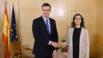 Arrimadas se adelanta al PP y arranca a Pedro Sánchez varias de sus enmiendas a cambio de su apoyo al estado de alarma