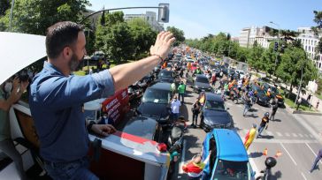 Abascal en pie de guerra contra los 'verificadores' y el 