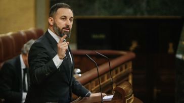 Abascal arremete contra Sánchez y le pregunta directamente si está cumpliendo las órdenes de Soros: 