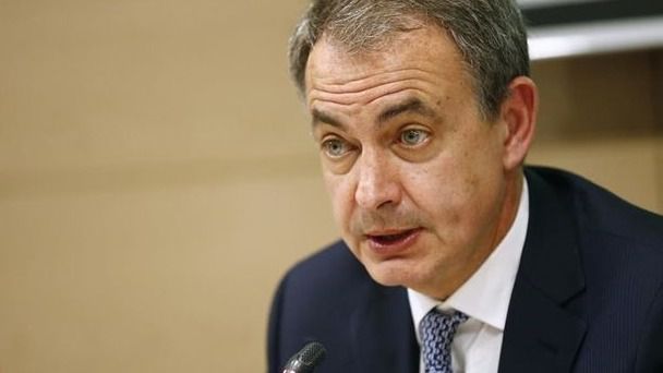 Zapatero sigue desatado: Ataca a Felipe González y defiende "el camarote de los hermanos Marx"