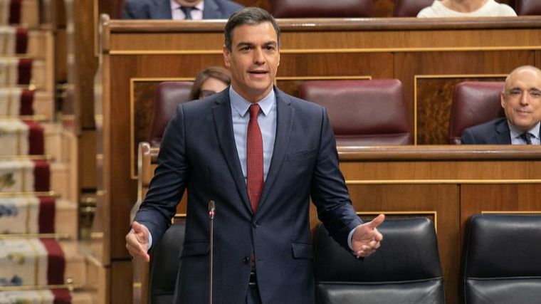 El PSOE
PP
de Tezanos intenta salvar la gestión del PSOE y da un respiro a un Ciudadanos cada vez más centrado