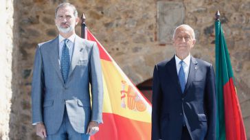 Felipe VI reabre la frontera más larga y antigua de Europa esperando "que no se vuelva a cerrar jamás"