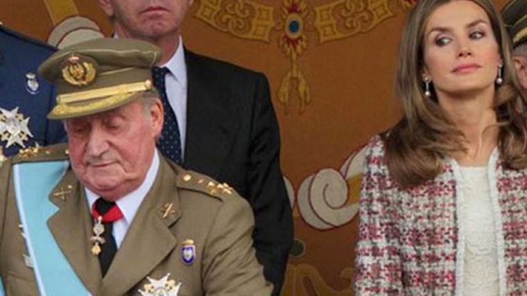 La tía de Letizia se erige como el nuevo azote de la monarquía española