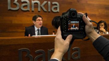 ¿Privatización encubierta? Todos los detalles de la fusión de CaixaBank y Bankia