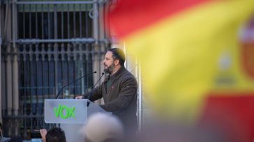 Abascal exige elecciones para 