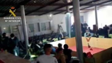 La Guardia Civil disuelve una pelea de gallos ilegal donde se concentraban cerca de 90 personas