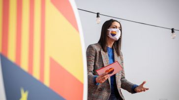Arrimadas defiende que su partido es el único limpio: 