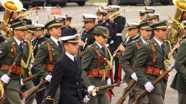 Plazas de las Fuerzas Armadas y la Guardia Civil