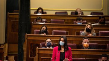 Arrimadas: "¿No han entendido que la subida de impuestos cabrea a todos los españoles?"