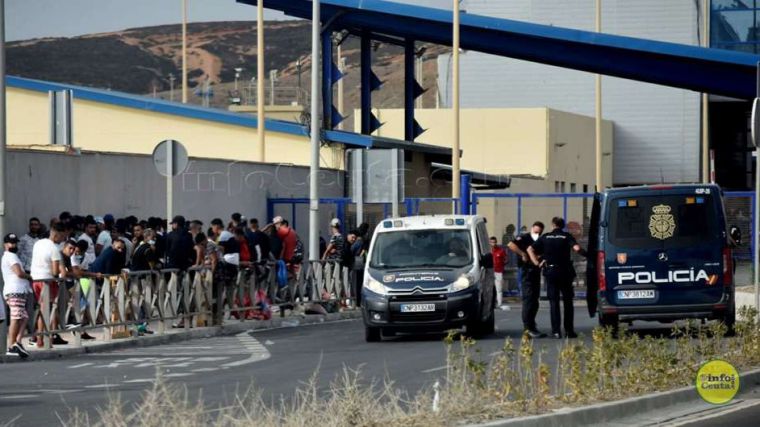 17M: 250 de 322 marroquíes les ha sido admitido el trámite de asilo, ya están en la península
