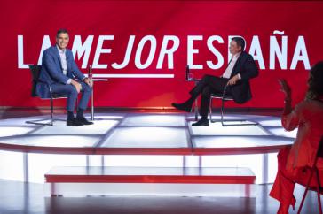 ¿Por qué se resiste Feijóo a aceptar los debates de los medios pese a que Sánchez está dispuesto?