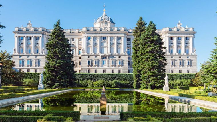 VOX recurre la celebración de la consulta sobre la monarquía en ayuntamientos y subdelegaciones de Gobierno