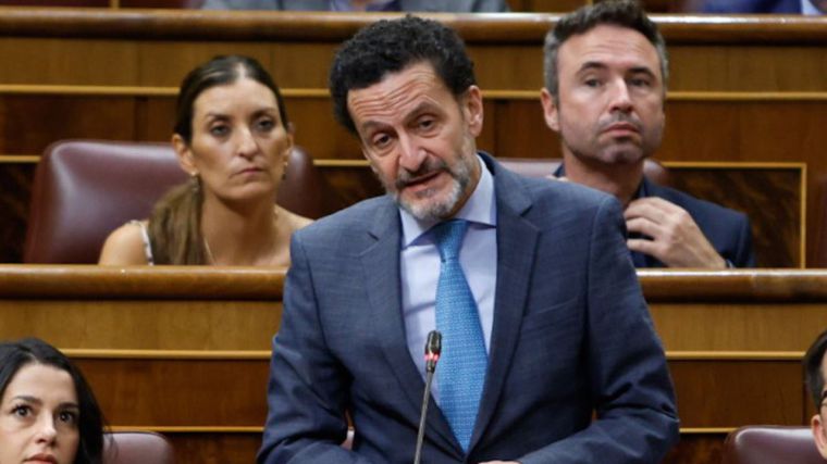 Bal clama contra el Gobierno por 'convertir España en una terminal política del PSOE'