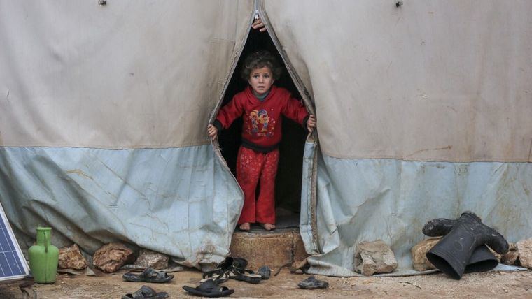 Ascienden a más de 300.000 los civiles muertos en Siria