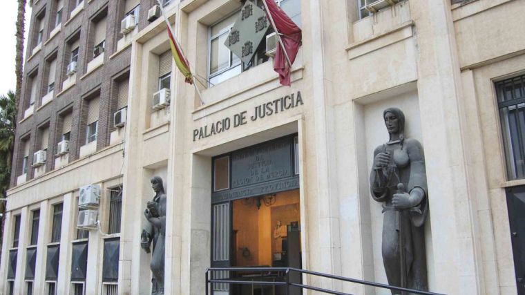 Tribunales: Absuelven al acusado del doble parricidio de Sangonera