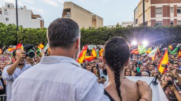Adiós, Macarena: La dirigente de Vox abandona la política por motivos de salud