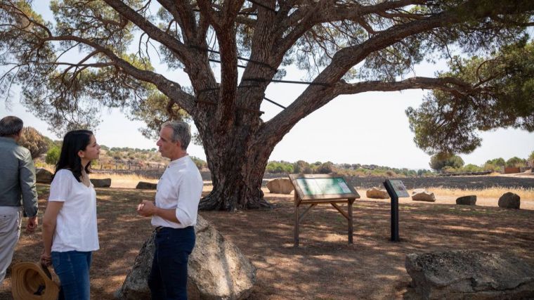 Arrimadas: 'El Gobierno más caro de la historia habla de 'ahorro' mientras va en Falcon a conciertos y a mítines'