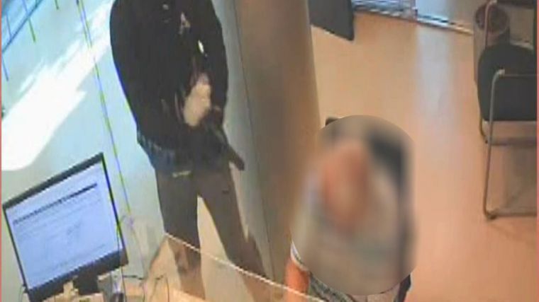 Guardia Civil: Detenido un atracador de bancos reincidente tras amenazar a punta de pistola y sustraer 4.000 euros