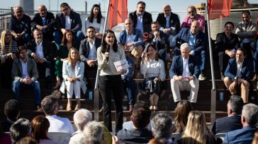 Arrimadas y su recado a PSOE y PP: 'Aquí estamos los que no tenemos precio'