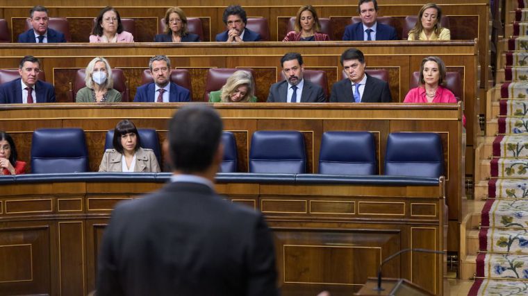 El repaso de Cuca Gamarra a Pedro Sánchez en el Congreso