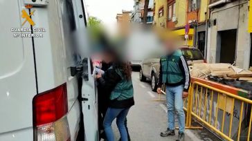 Guardia Civil: Cuatro detenidos en Almería por extorsionar con vídeos sexuales que manipulaban con menores