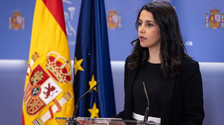 Inés Arrimadas descubre el plan de Sánchez para perjudicar a todos los españoles