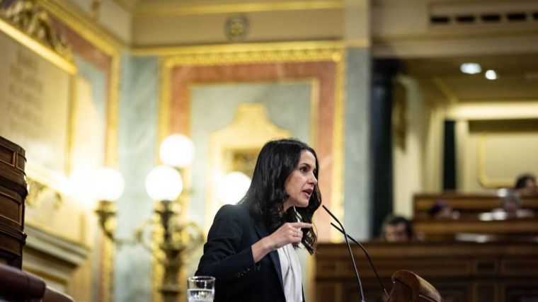 Ciudadanos propone la 'jornada laboral flexible, bajadas en el IRPF o la fecundación 'in vitro' gratuita'