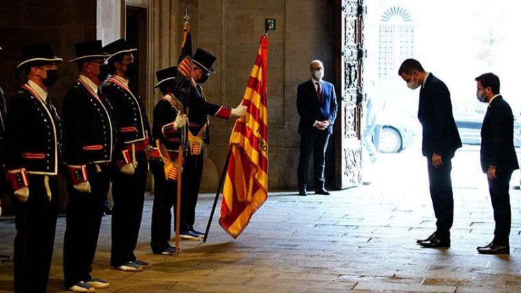 Dura advertencia: 'Sánchez permitirá el referéndum en Cataluña que pide ERC si sigue en La Moncloa'