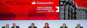 El Santander inicia las fusiones de la Banca española con el cierre de 450 oficinas y despidos