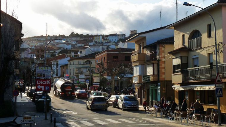 Tribunal: Prisión provisional por apuñalar a un joven en Madrigal de la Vera