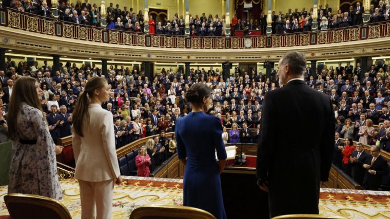 La Princesa de Asturias ha jurado la Constitución Española