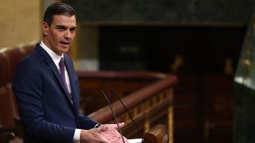 Sánchez se reivindica ante PP y Vox: "Nosotros somos tan españoles como ustedes"