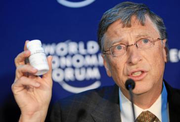 Bill Gates pide a las naciones occidentales que entreguen su soberanía a la OMS