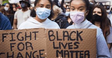Black Lives Matter entregó un tercio de su dinero a la caridad, los líderes se enriquecieron