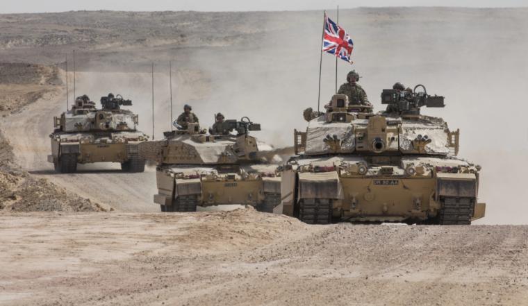 Cientos de tanques del Ejército británico podrían contener amianto mortal