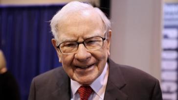 Las quiebras bancarias no han terminado, según Warren Buffett