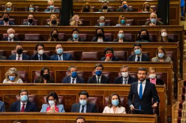 El sonado adiós al Congreso de Casado con una inhóspita ovación incluida