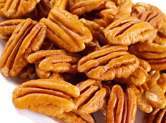 Incluir pecanas en la dieta diaria podría reducir el riesgo de enfermedades cardíacas, según un estudio
