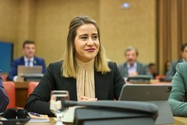 Acedo demanda al Gobierno el regreso de inmigrantes ilegales en Ceuta y responsabilidades por la crisis