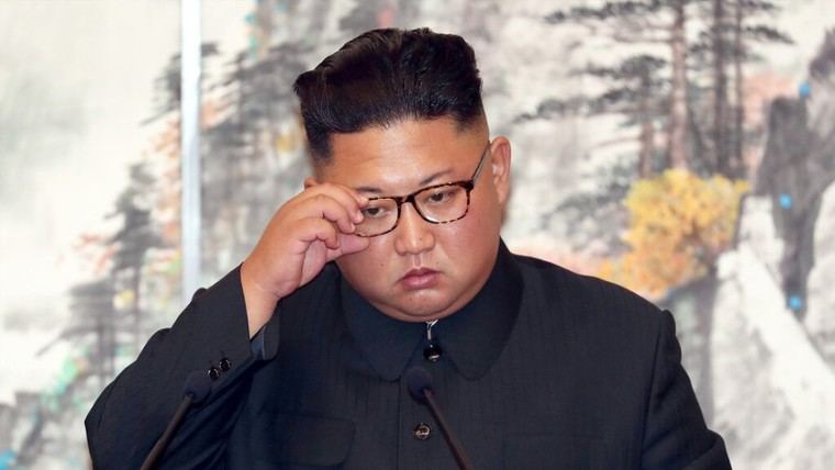 Accidente grave en botadura de destructor norcoreano provoca críticas de Kim Jong-un
