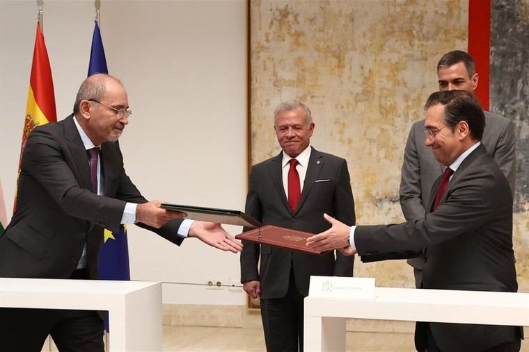 Albares y su homólogo jordano firman acuerdo de cooperación estratégica