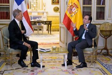 Albares y su homólogo dominicano refuerzan lazos en Madrid