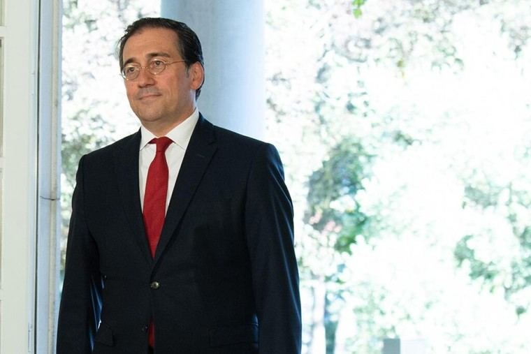 Albares y Nafti dialogan sobre la cooperación entre España y Túnez en su 30 aniversario de amistad