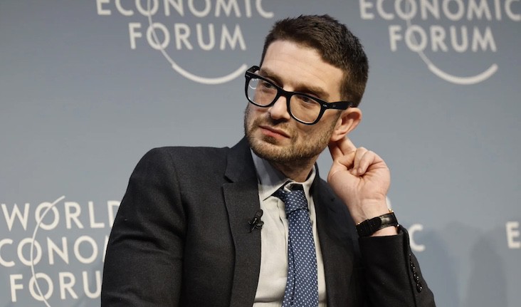 Alex Soros se opone a reformas de Trump contra el tráfico infantil
